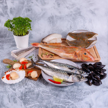 Unboxing one of our Seafood deliveries - The Cornish Fishmonger