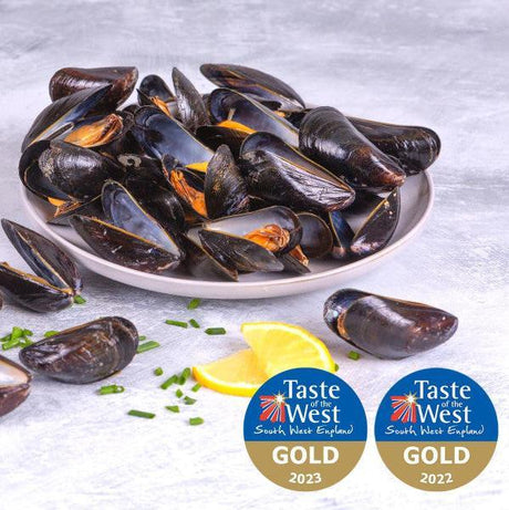 Smoked Mussels (400g pack, hot smoked and ready to eat) - The Cornish Fishmonger