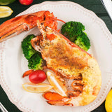 Cooked lobster thermidor sauce