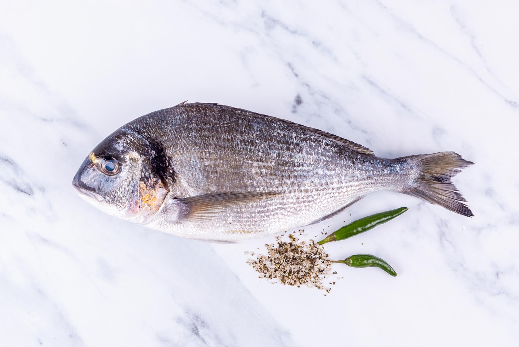 Gilt Head Bream 400-600g-Whole, gutted, scaled skin on (75% yield)